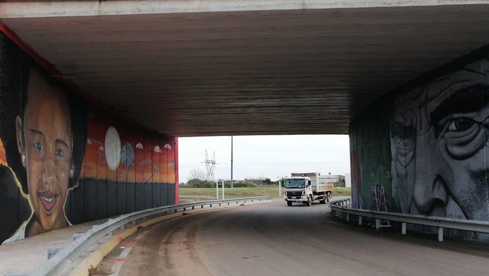 intervencion artistica ruta 5 y 48