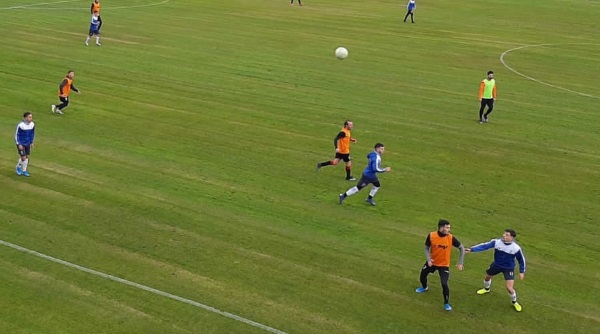 juventud amistoso progreso