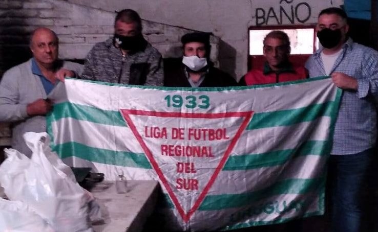 entrega canastas liga de futbol regional del sur