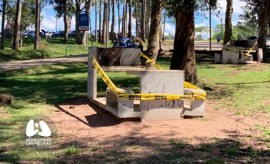 municipio las piedras - restringe movilidad en parque artigas