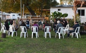 reunion del municipio con vecinos y facultad para proyecto de hueras