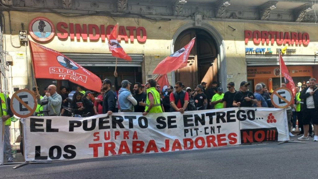 conflicto-movilizacion-trabajadores-puerto-sindicato-portuarios-fotosalteno
