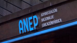anep-cartel-edificio-central