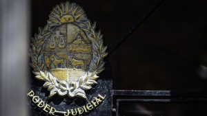 focouy-justicia-escudo-poder-judicial-juzgado