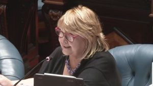 sandra-lazo-interpelacion-cardama-foto-captura-youtube