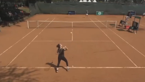 la-tenista-que-no-sabia-sacar-y-jugo-un-torneo-profesional