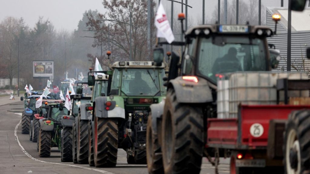 afp__20260121__93hn434__v1__midres__franceeuagriculturepoliticsprotest