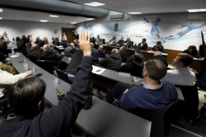 Reunion en AUF por los derechos de TV